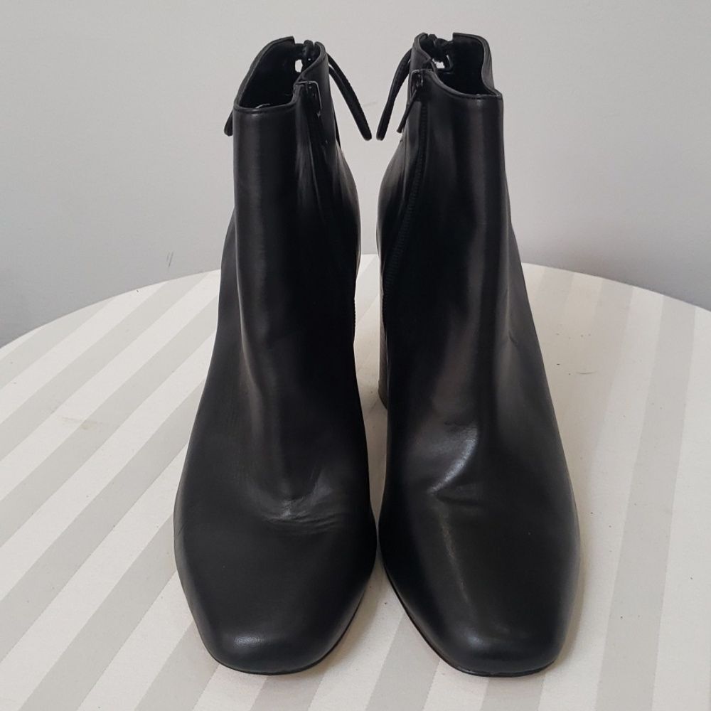 I.N.C. Shoe Womens sz 10 Leather Denelli Ankle Boots Chunky Heel